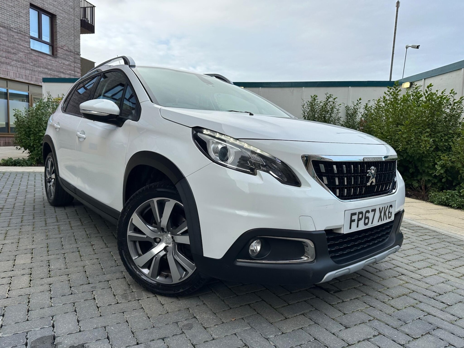 Used Peugeot 2008 2017 for sale - 76597247: Photo 10