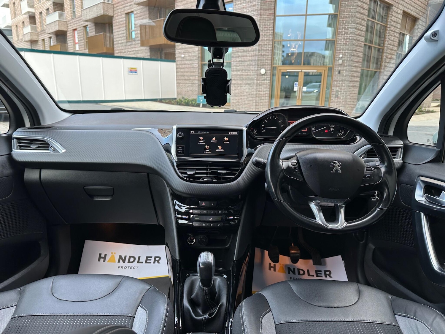 Used Peugeot 2008 2017 for sale - 76597247: Photo 30