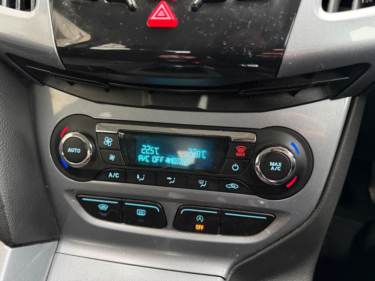 Used Ford Focus 2012 for sale - 76824160: Photo 28