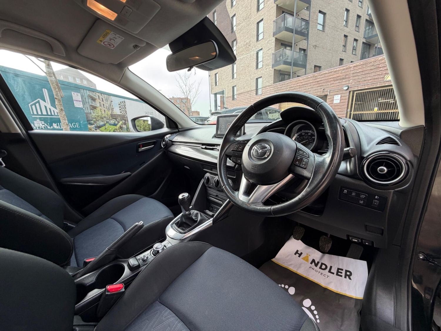 Used Mazda Mazda2 2016 for sale - 77344785: Photo 18