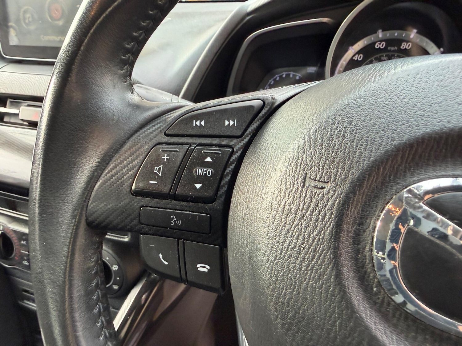 Used Mazda Mazda2 2016 for sale - 77344785: Photo 23