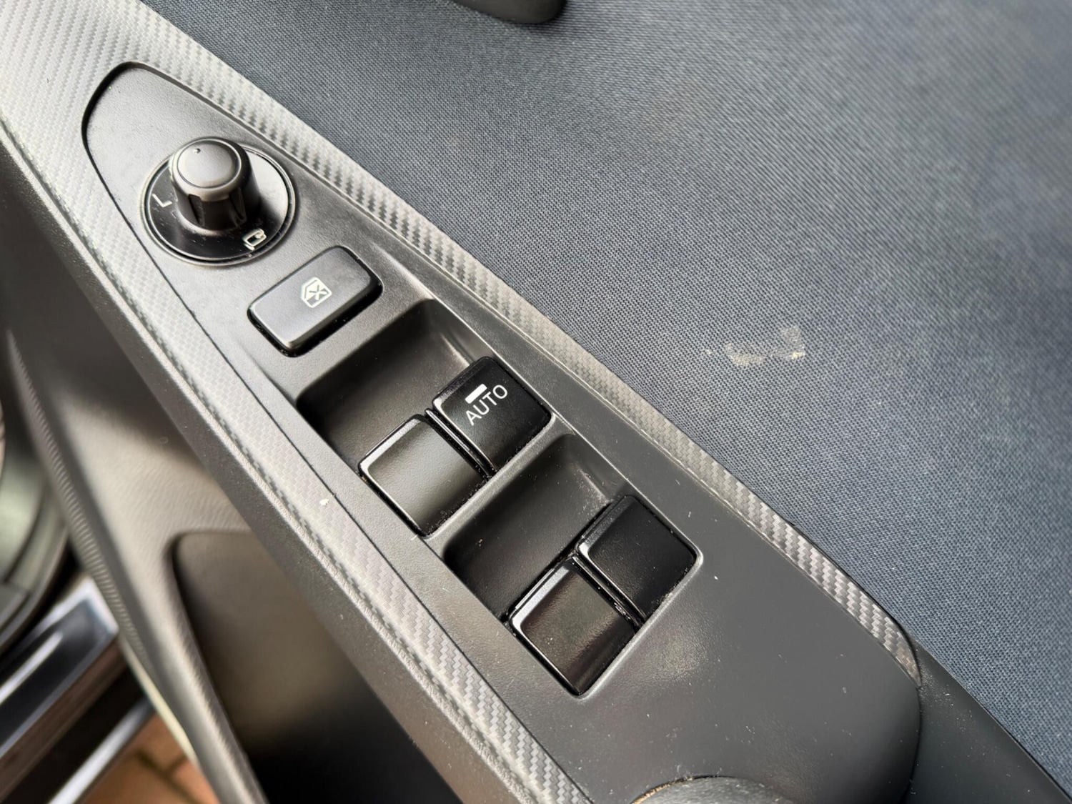 Used Mazda Mazda2 2016 for sale - 77344785: Photo 33