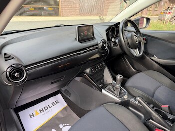 Used Mazda Mazda2 2016 for sale - 77344785: Photo