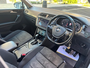Used Volkswagen Tiguan 2017 for sale - 79395644: Photo