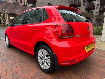 Used Volkswagen Polo 2015 for sale - 75747496: Photo