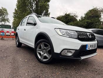 Used Dacia Sandero Stepway 2019 for sale - 79677065: Photo