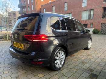 Used Volkswagen Touran 2015 for sale - 73967806: Photo