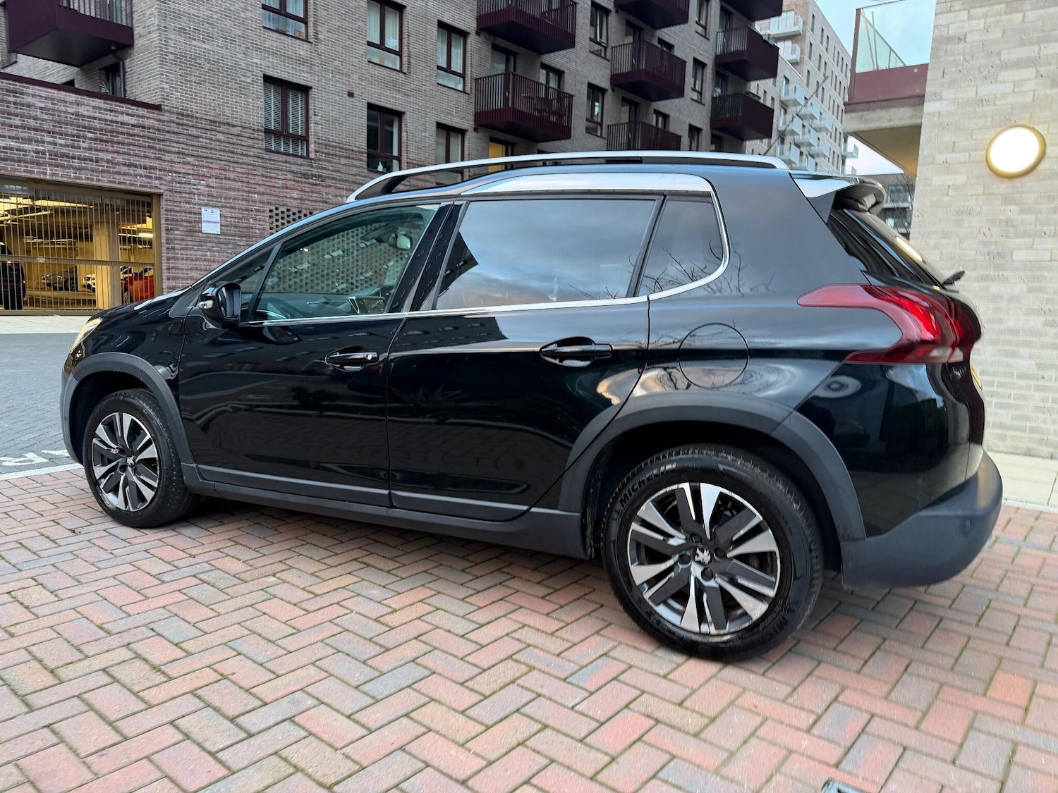 Used Peugeot 2008 2017 for sale - 76913201: Photo 13