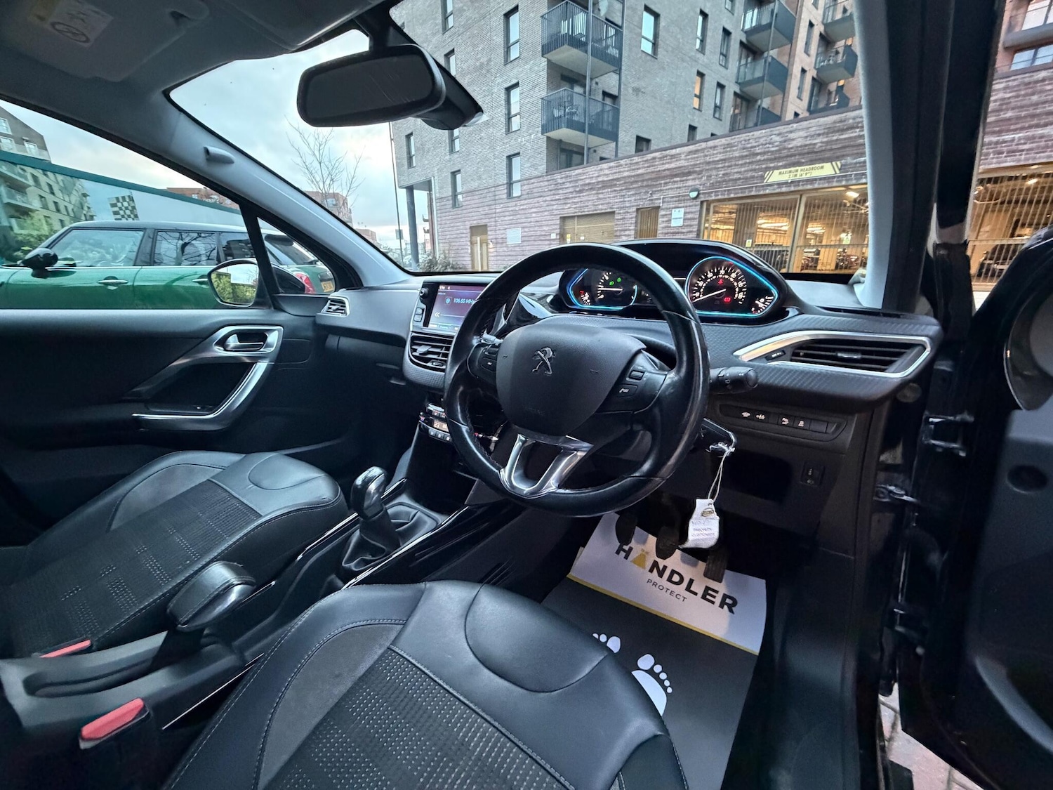 Used Peugeot 2008 2017 for sale - 76913201: Photo 18