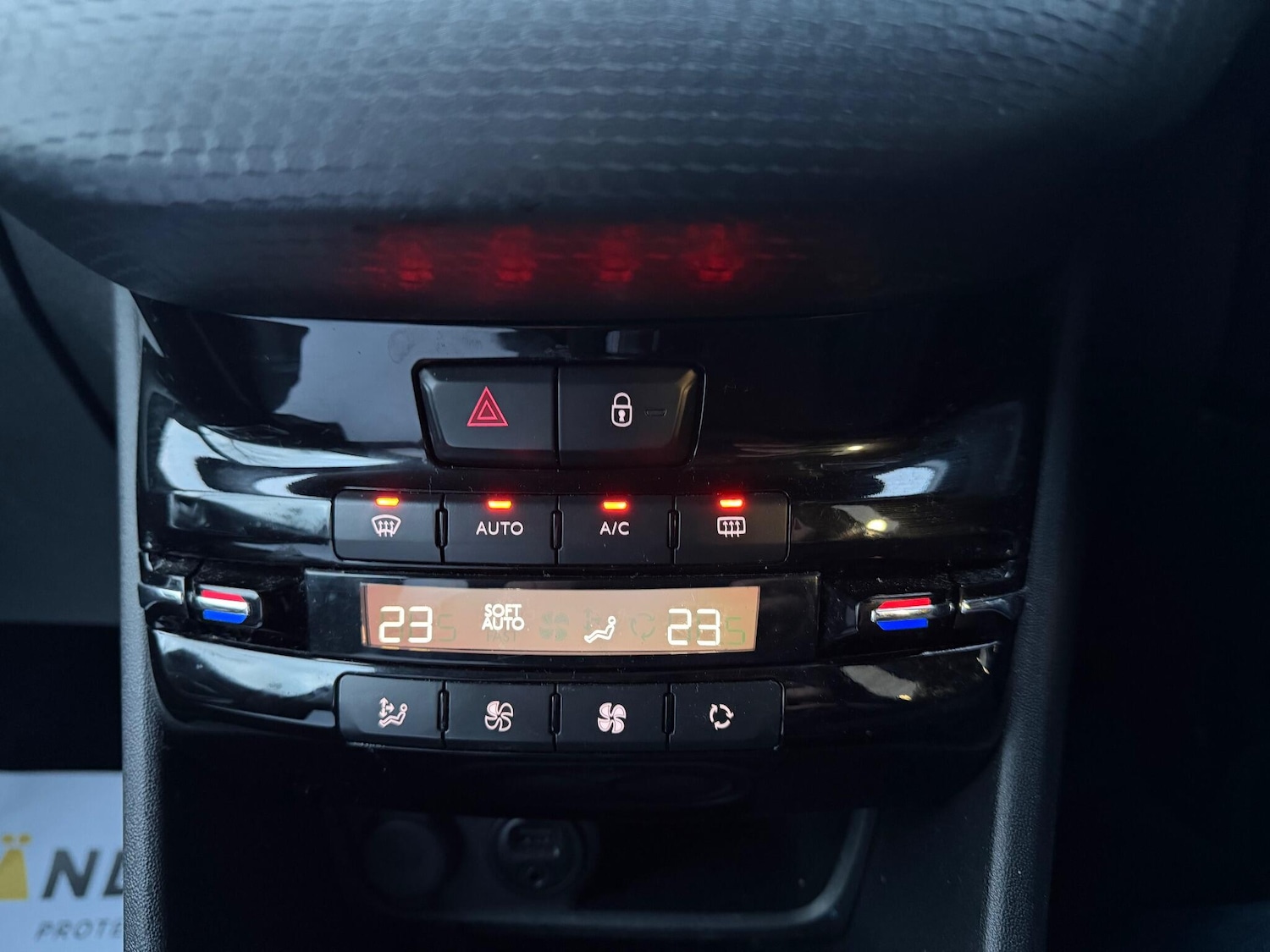 Used Peugeot 2008 2017 for sale - 76913201: Photo 26