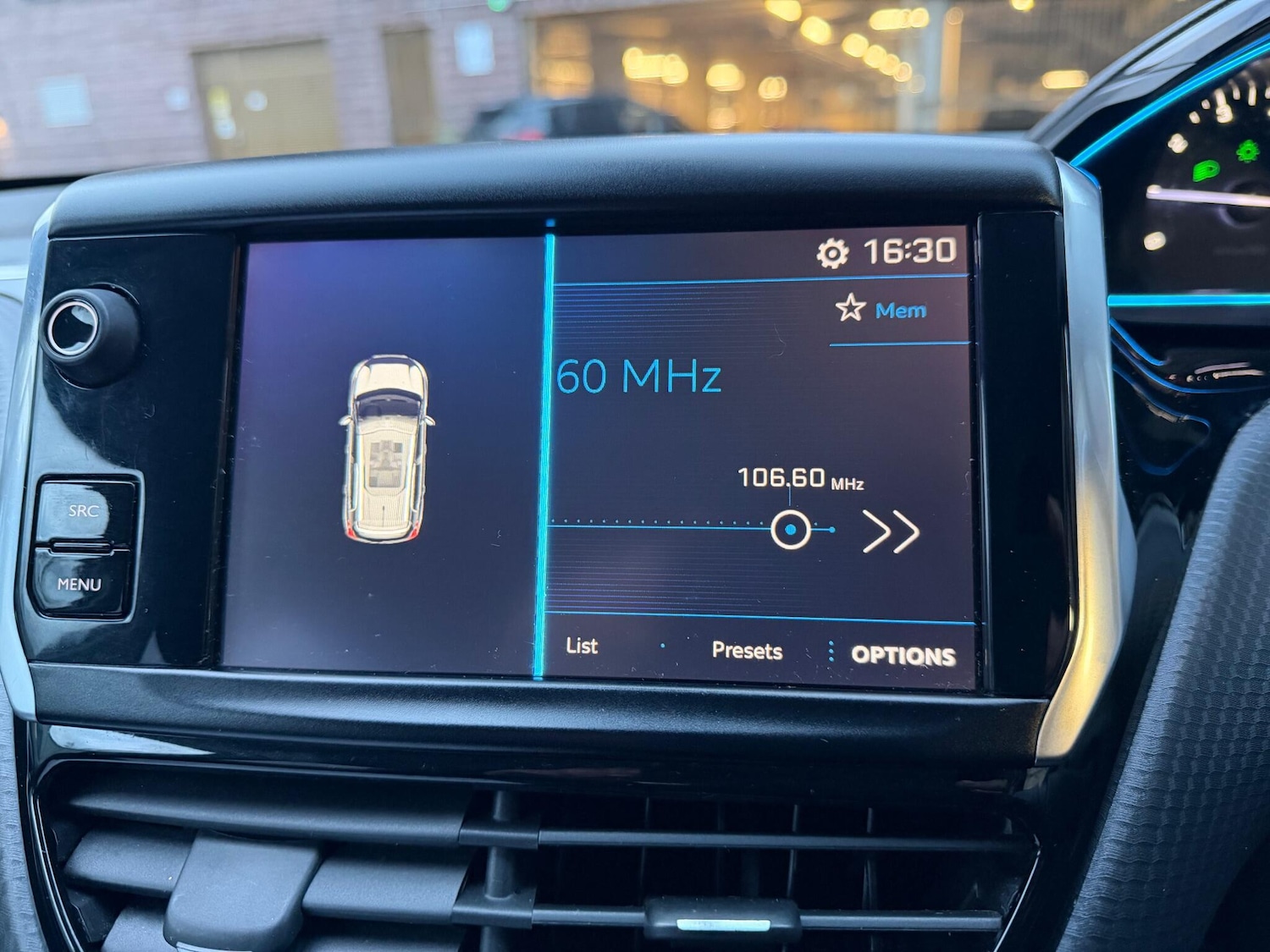 Used Peugeot 2008 2017 for sale - 76913201: Photo 27