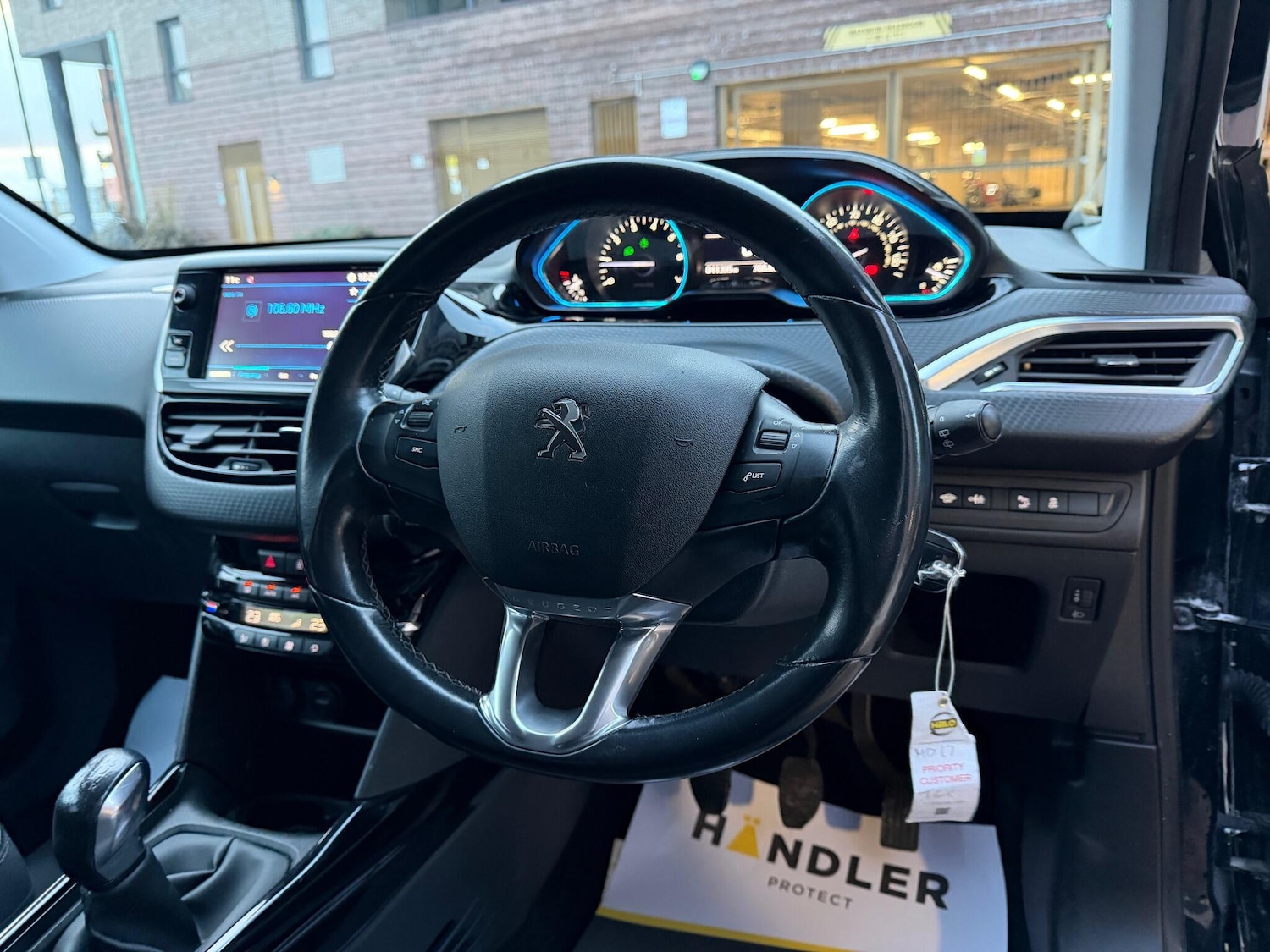 Used Peugeot 2008 2017 for sale - 76913201: Photo 29