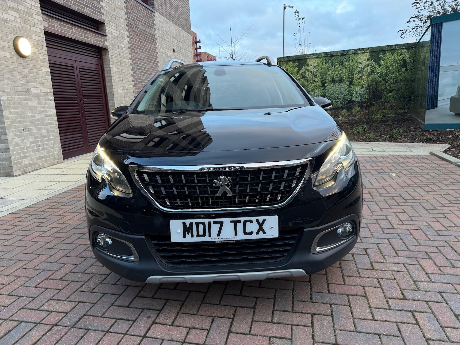 Used Peugeot 2008 2017 for sale - 76913201: Photo 5