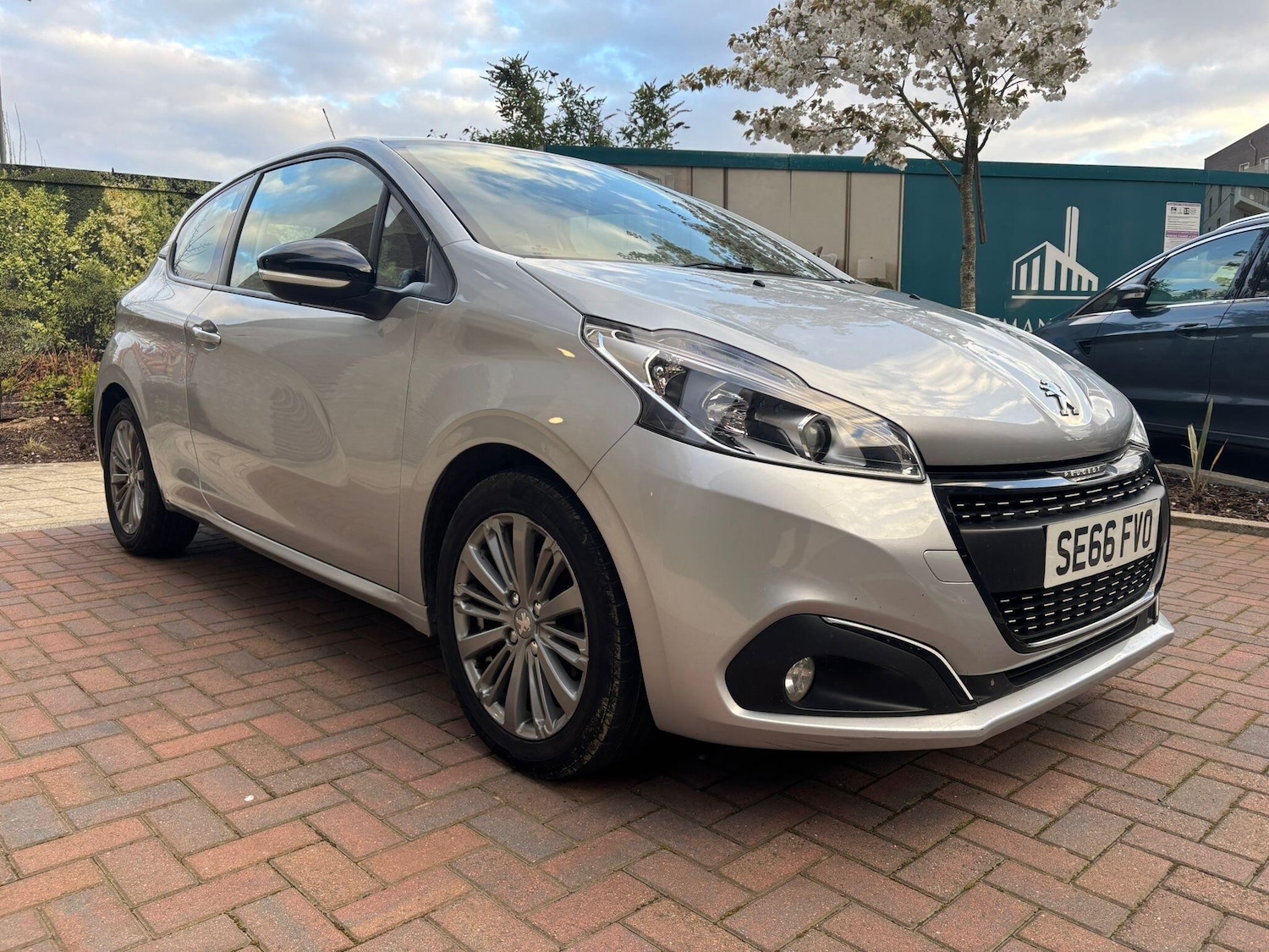 Used Peugeot 208 2017 for sale - 78073213: Photo 15