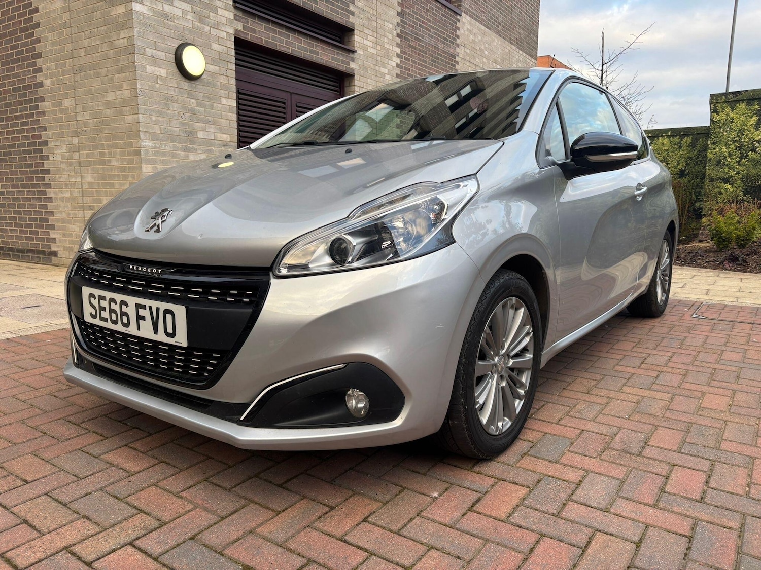 Used Peugeot 208 2017 for sale - 78073213: Photo 22