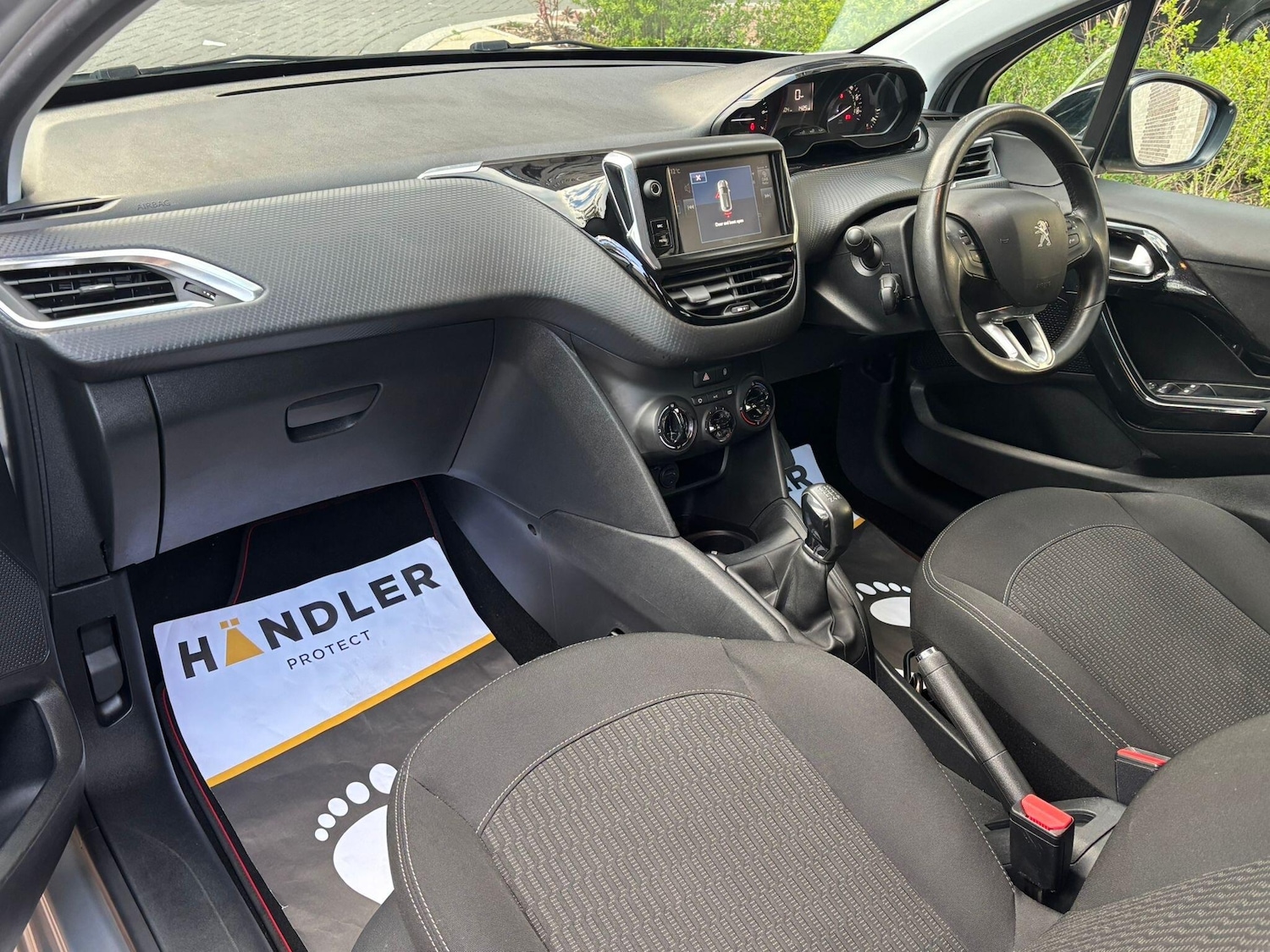 Used Peugeot 208 2017 for sale - 78073213: Photo 3