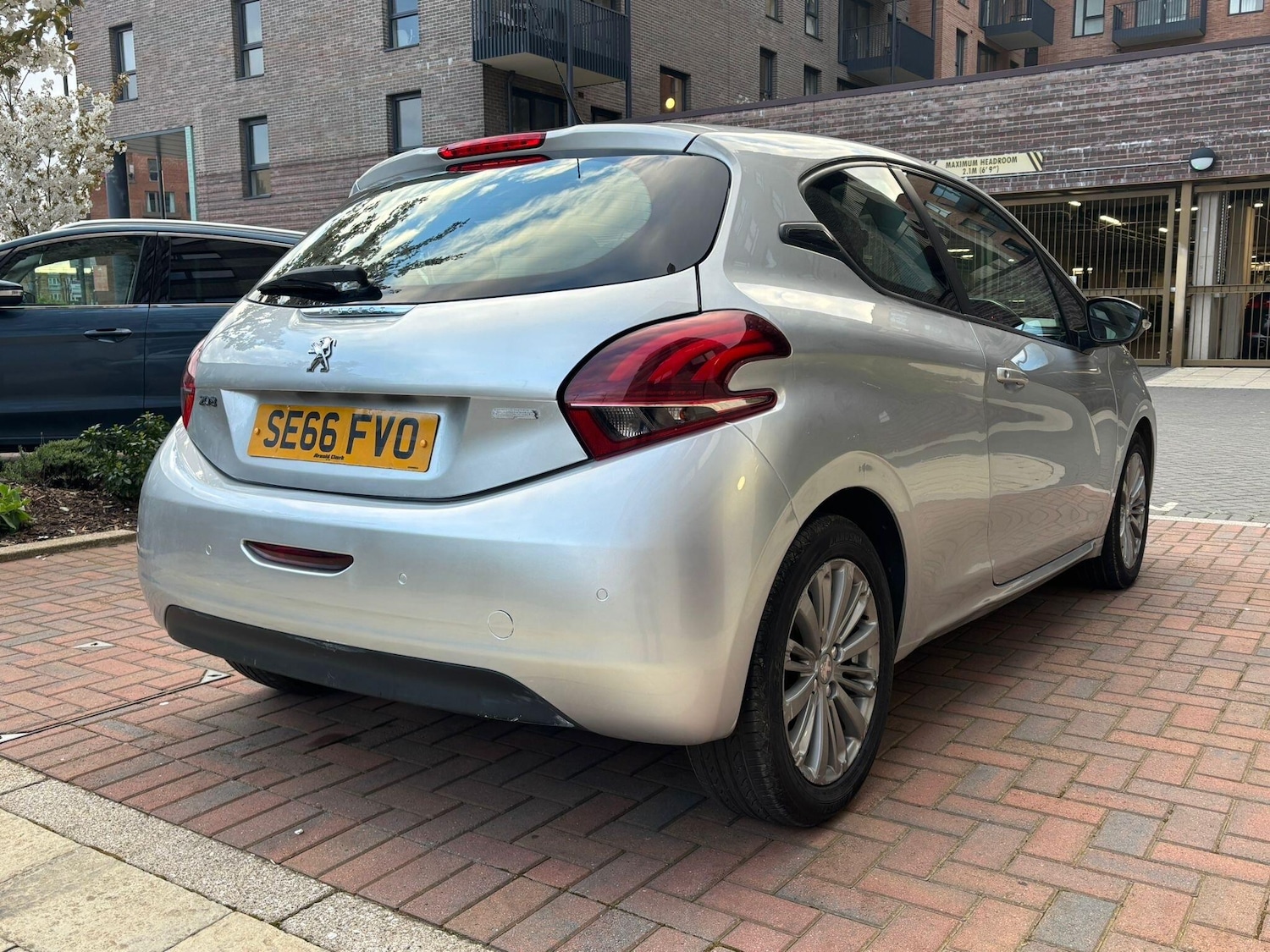 Used Peugeot 208 2017 for sale - 78073213: Photo 31