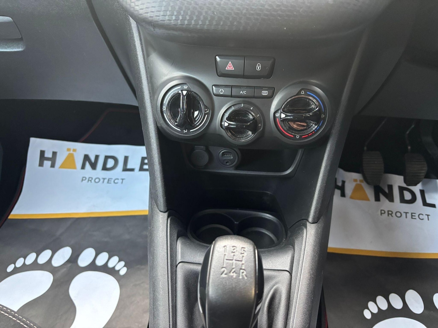 Used Peugeot 208 2017 for sale - 78073213: Photo 35