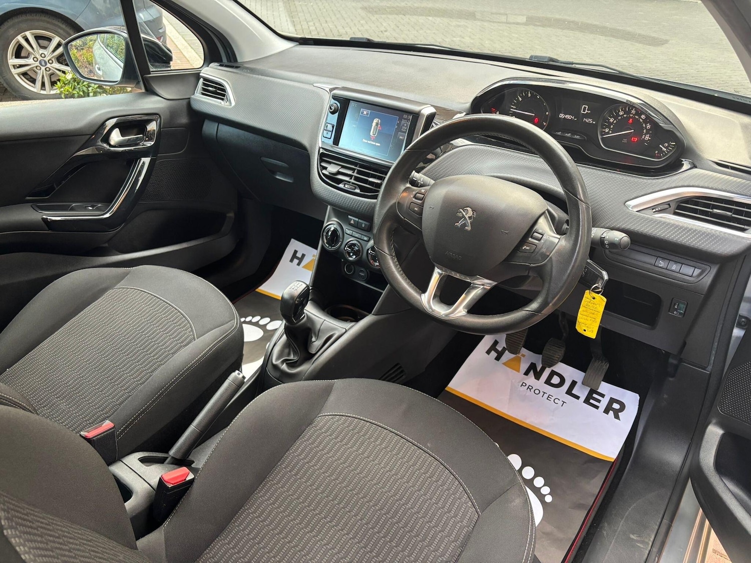 Used Peugeot 208 2017 for sale - 78073213: Photo 4