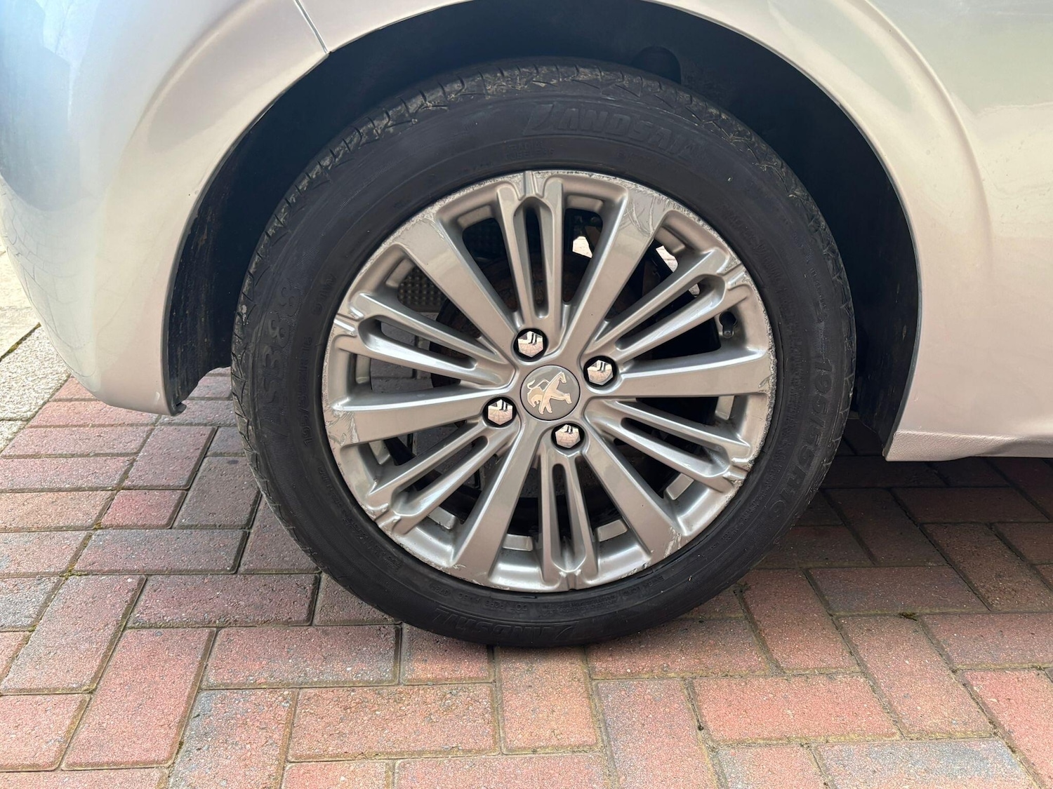 Used Peugeot 208 2017 for sale - 78073213: Photo 42