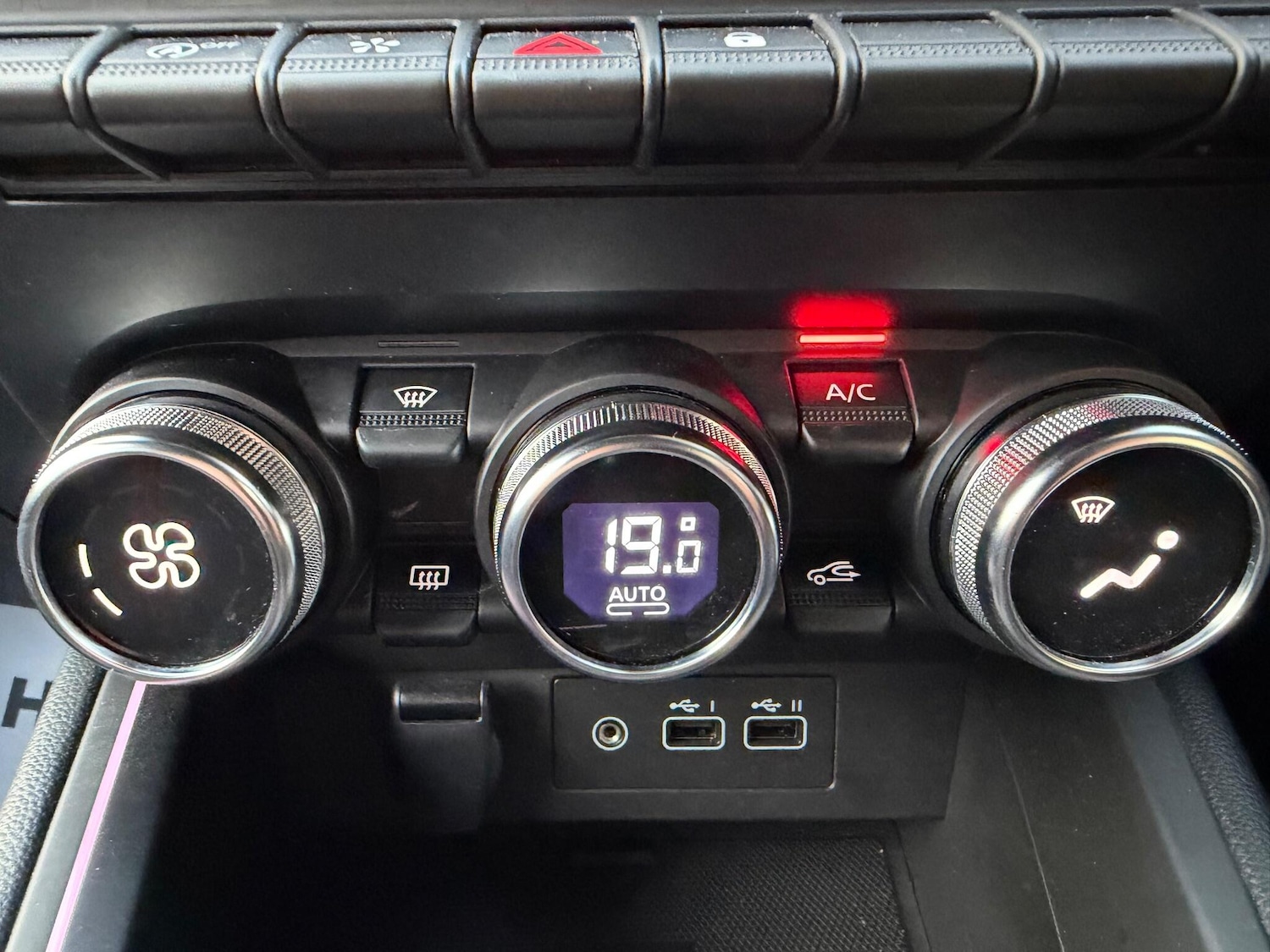 Used Renault Clio 2023 for sale - 74622678: Photo 64