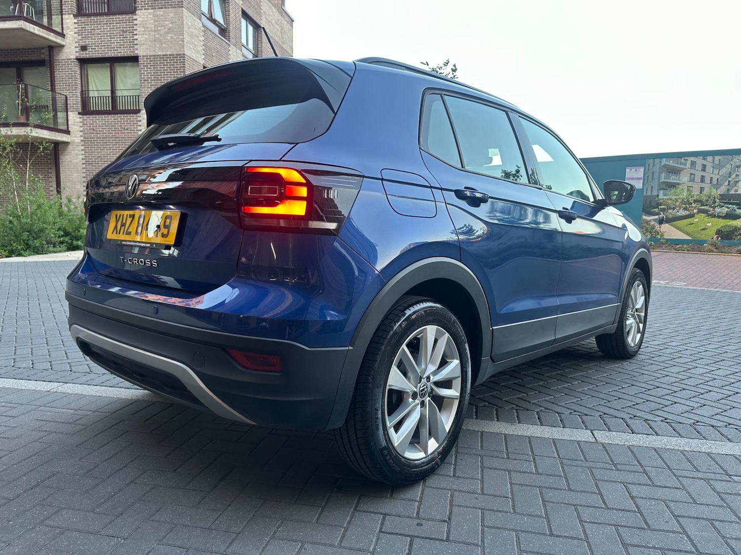 Vehicle 21