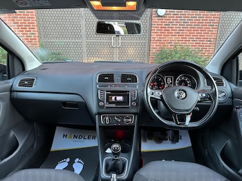 Used Volkswagen Polo 2016 for sale - 76991834: Photo