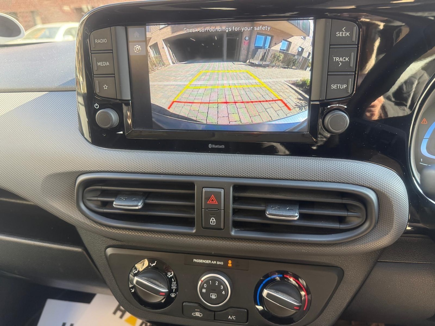 Used Hyundai i10 2024 for sale - 76991899: Photo 25