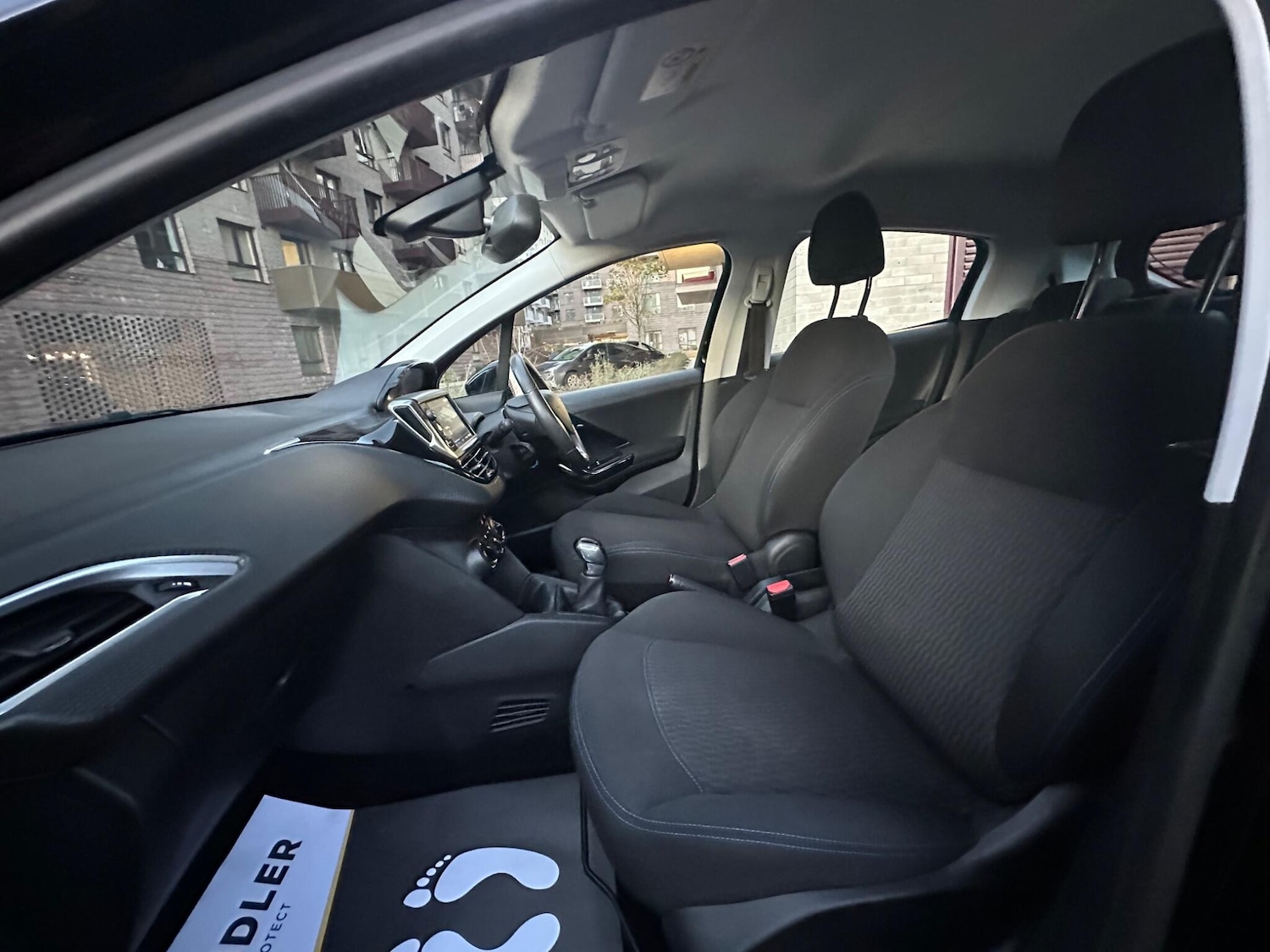 Used Peugeot 208 2019 for sale - 76671240: Photo 30