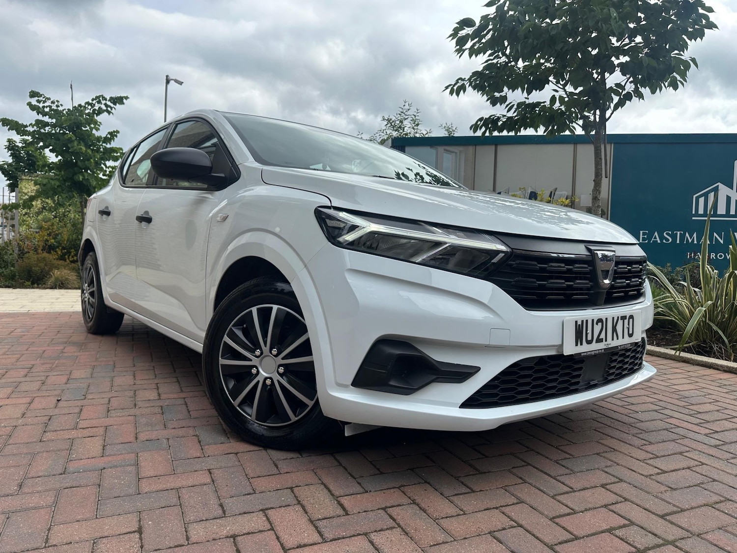 Used Dacia Sandero for sale - 76573558: Photo 1