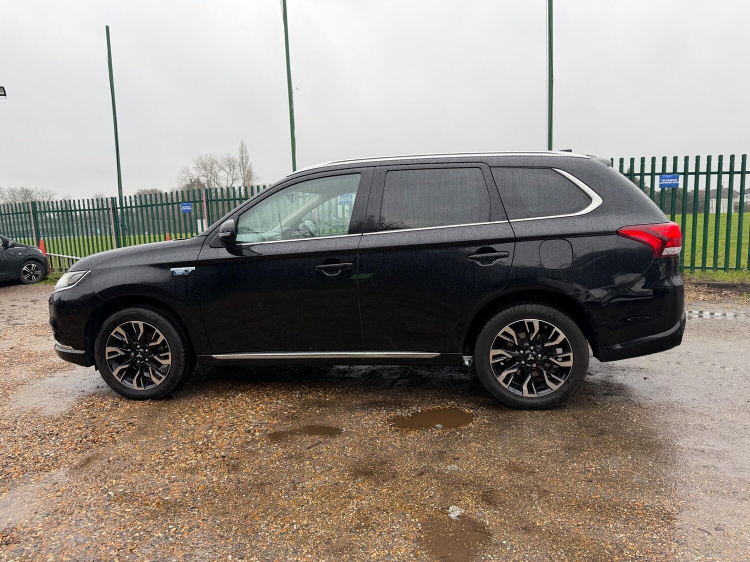 Used Mitsubishi Outlander 2016 for sale - 77479237: Photo 11