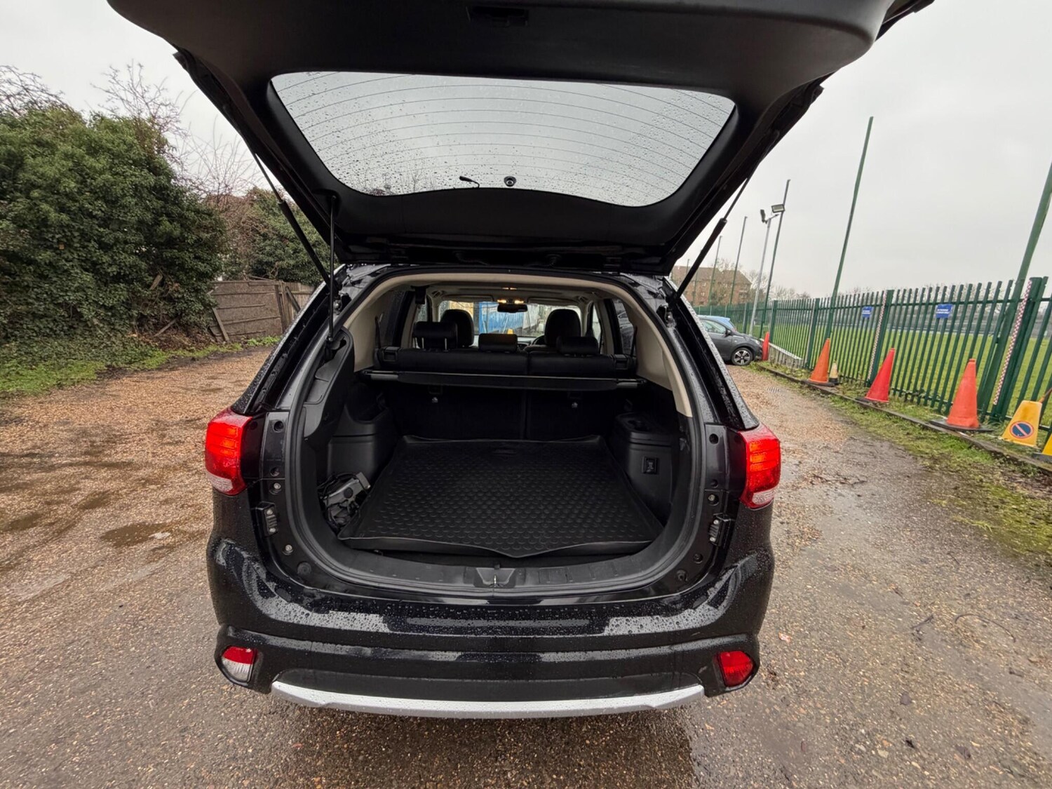 Used Mitsubishi Outlander 2016 for sale - 77479237: Photo 28