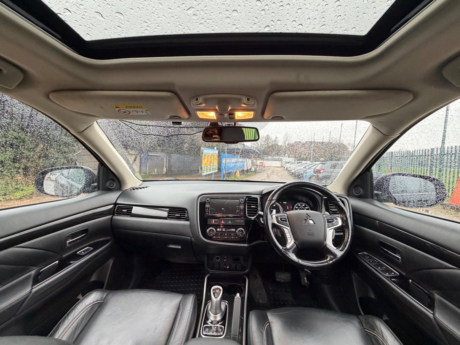 Used Mitsubishi Outlander 2016 for sale - 77479237: Photo 3