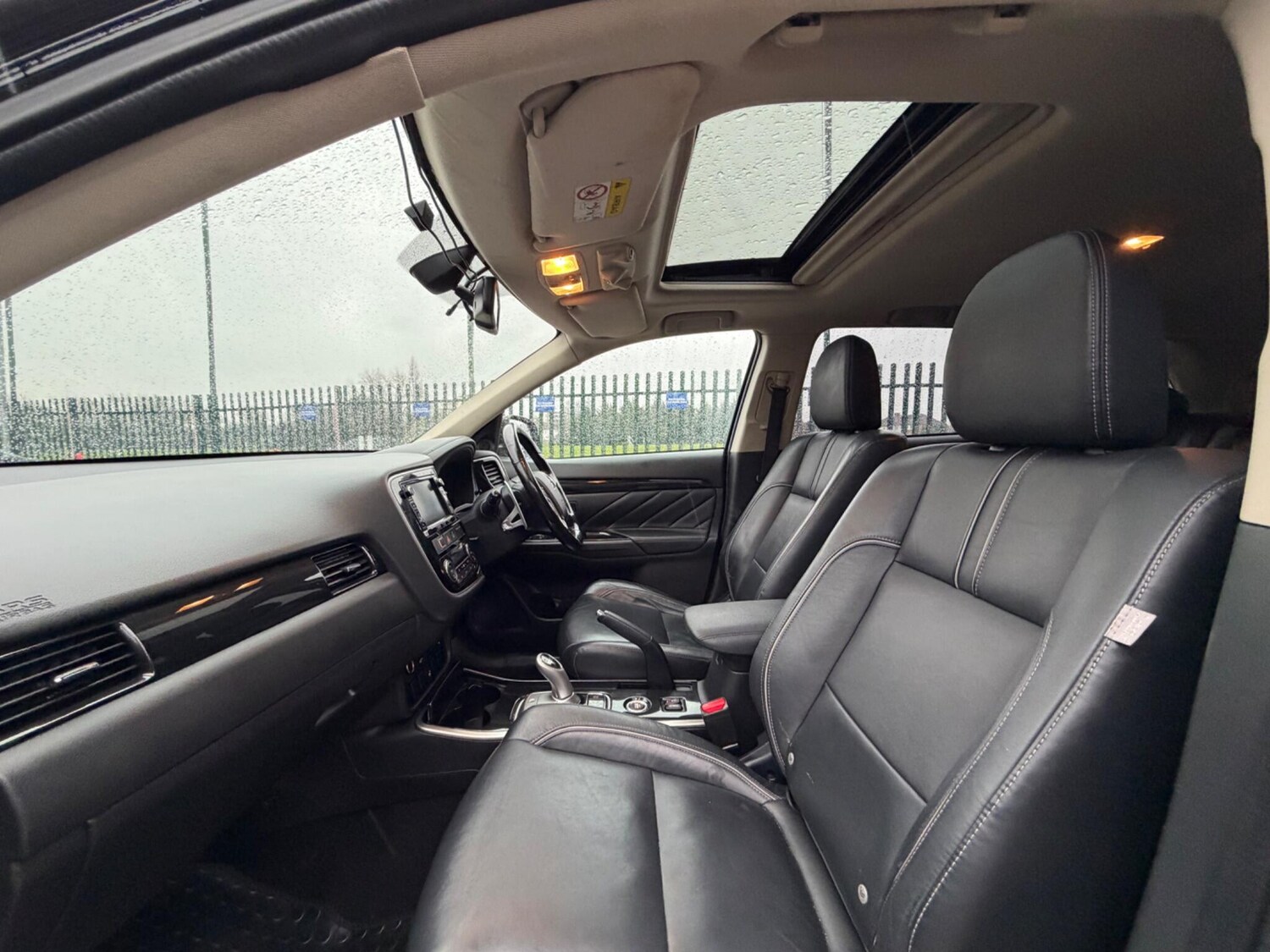 Used Mitsubishi Outlander 2016 for sale - 77479237: Photo 30