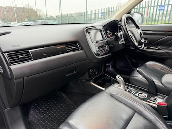 Used Mitsubishi Outlander 2016 for sale - 77479237: Photo