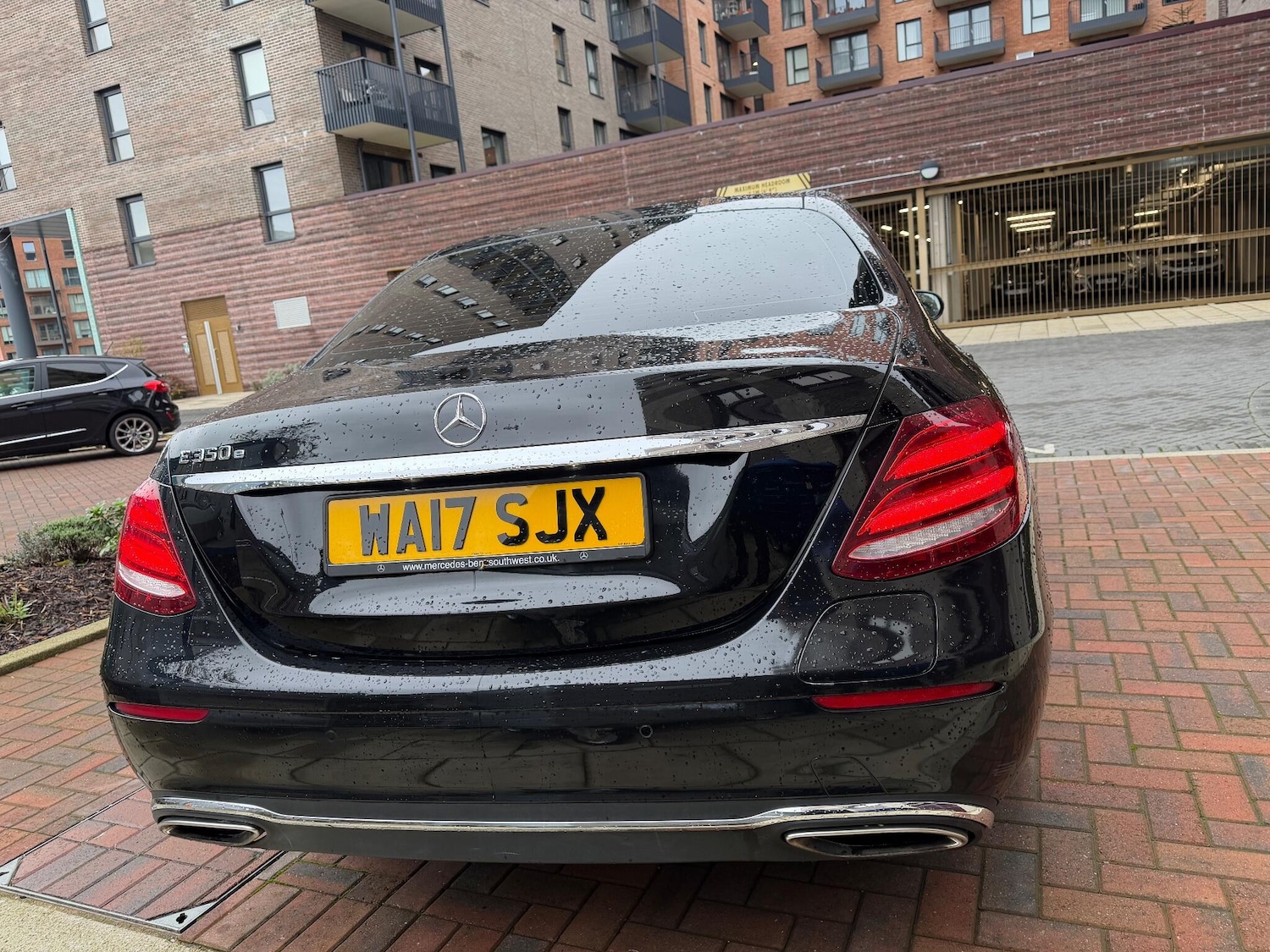 Used Mercedes-Benz E Class 2017 for sale - 76166864: Photo 16