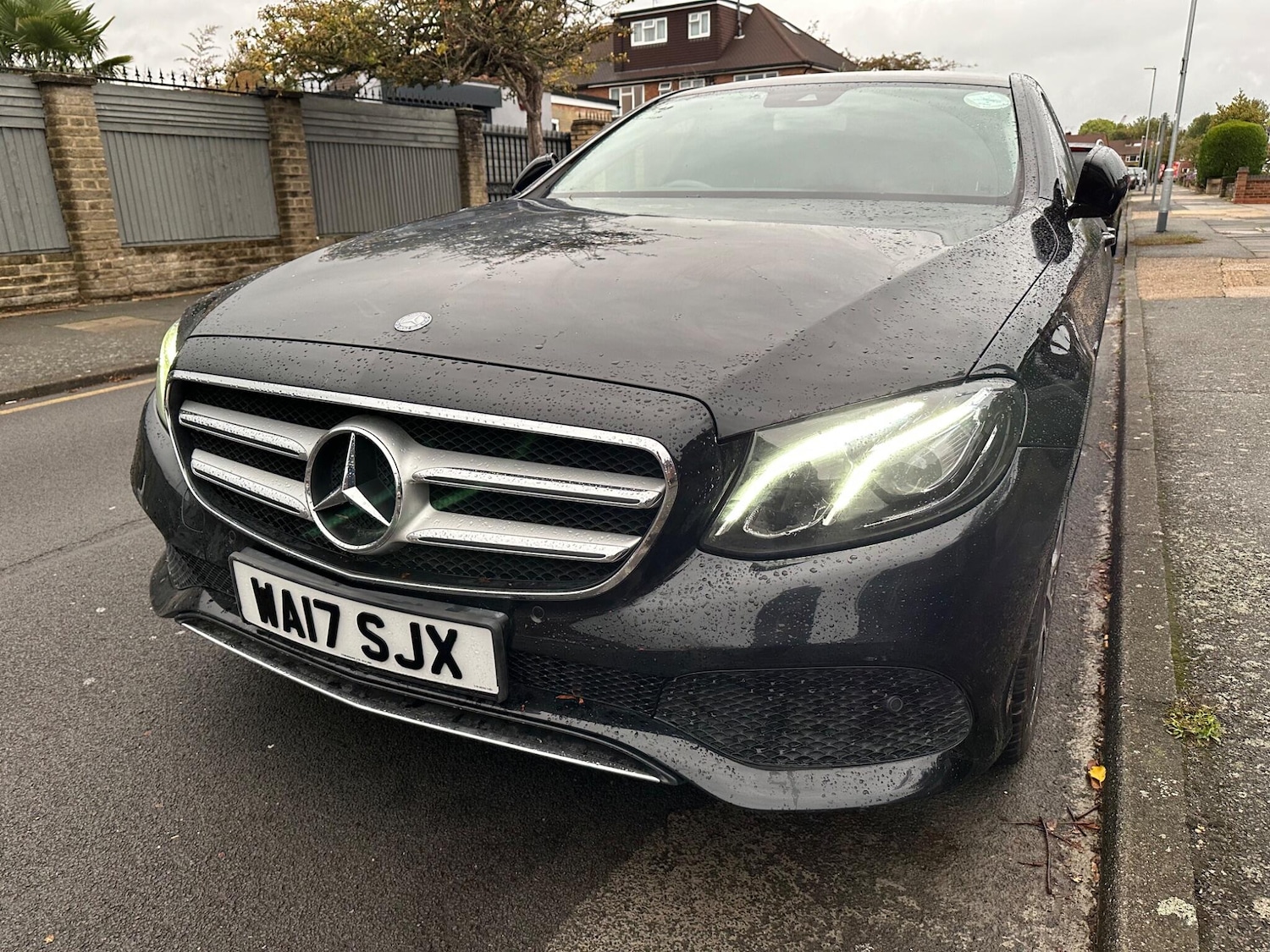 Used Mercedes-Benz E Class 2017 for sale - 76166864: Photo 3