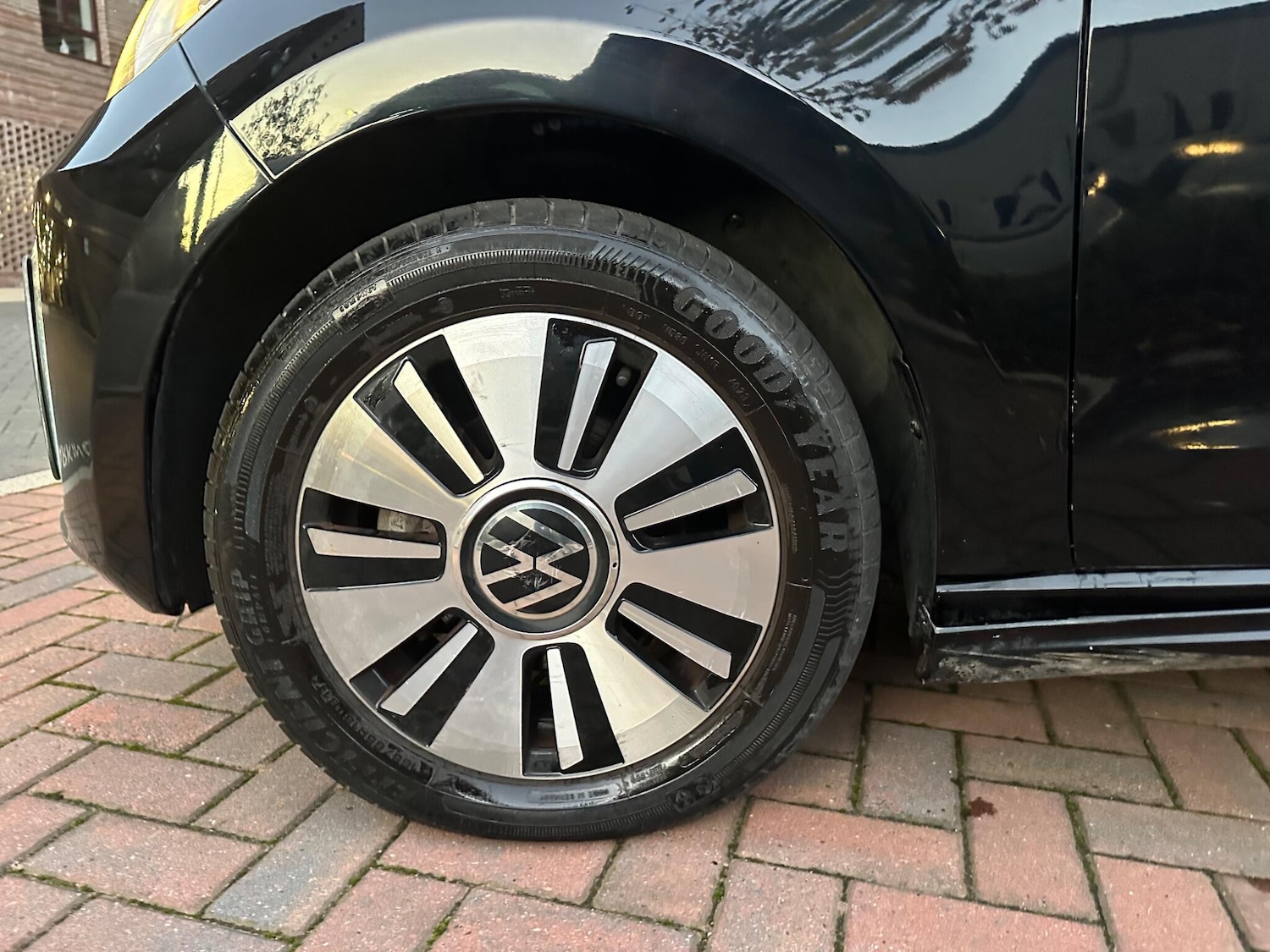 Used Volkswagen up! 2022 for sale - 76714896: Photo 14