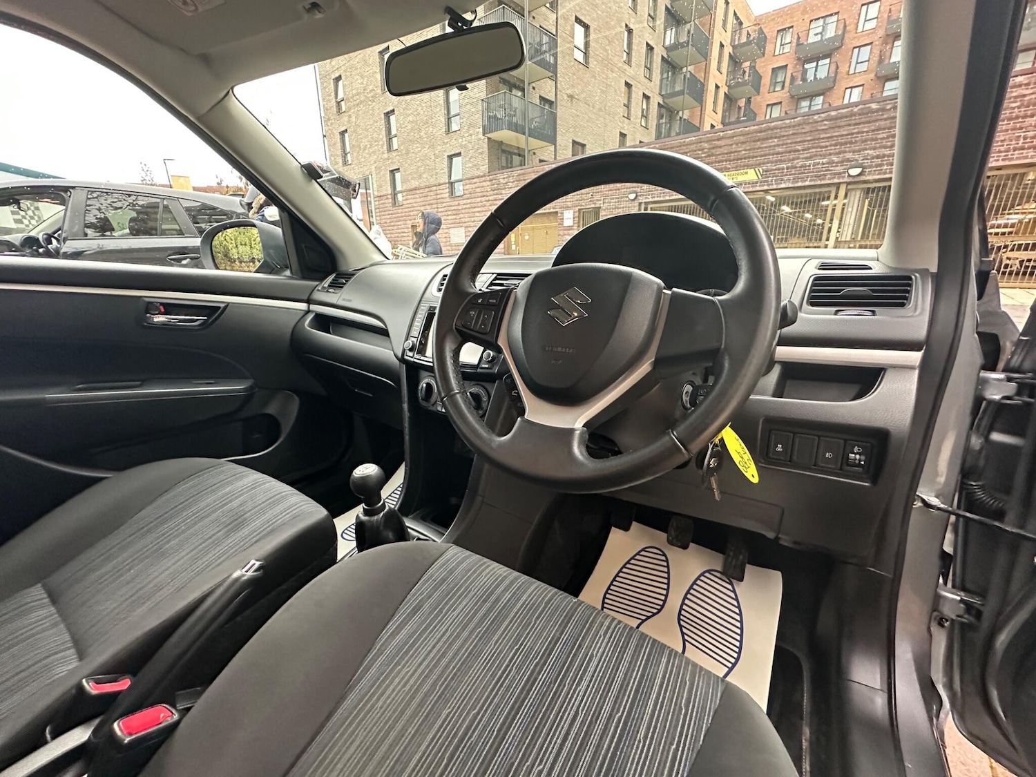 Used Suzuki Swift 2016 for sale - 76585343: Photo 17