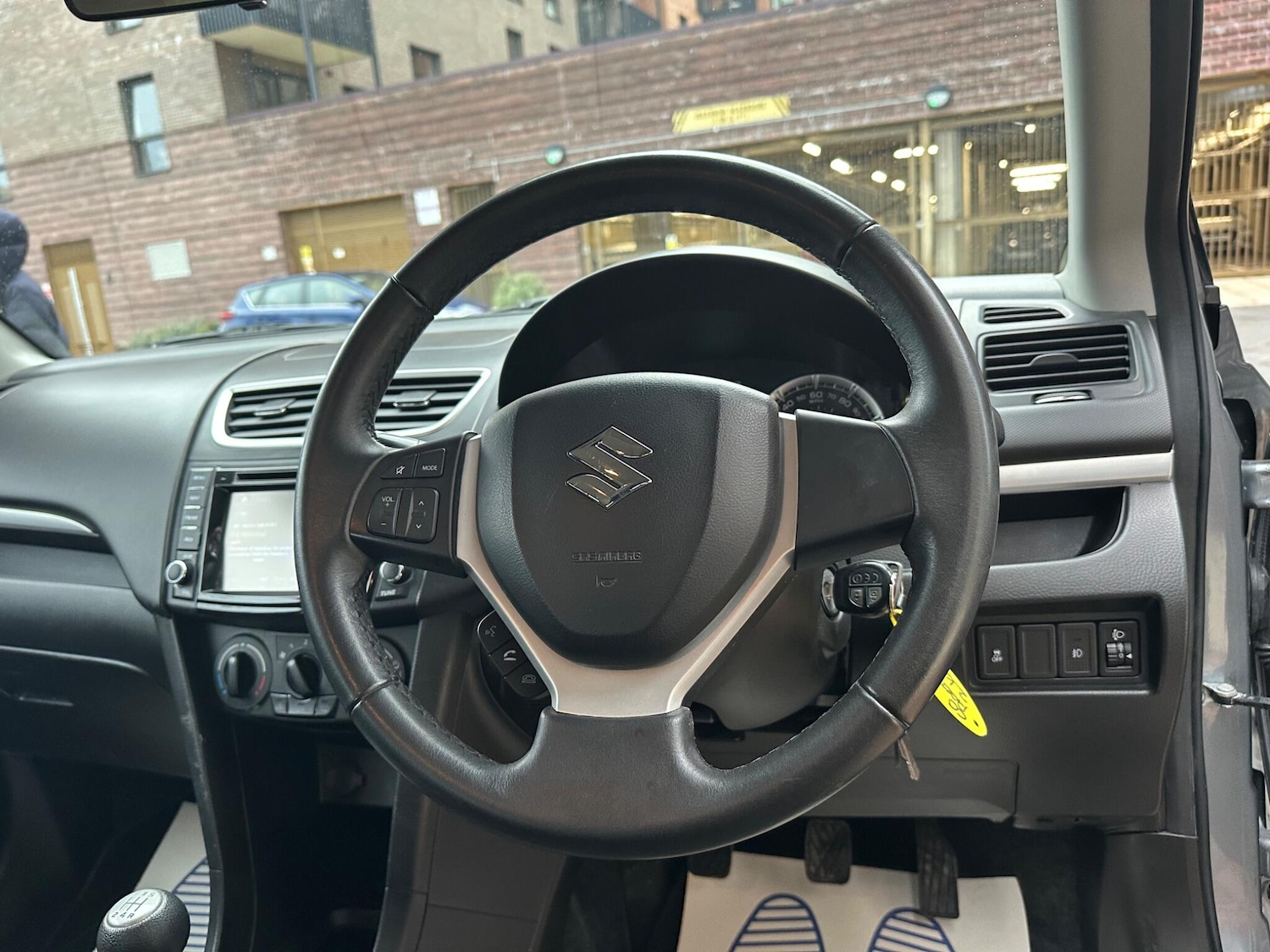 Used Suzuki Swift 2016 for sale - 76585343: Photo 31