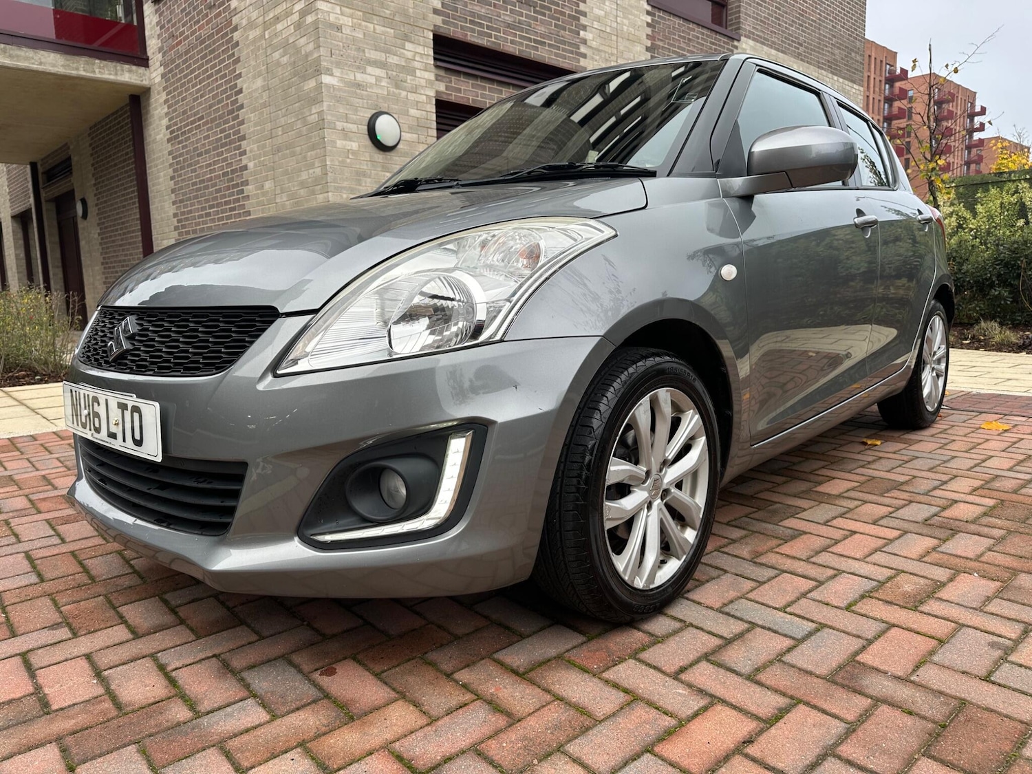 Used Suzuki Swift 2016 for sale - 76585343: Photo 5