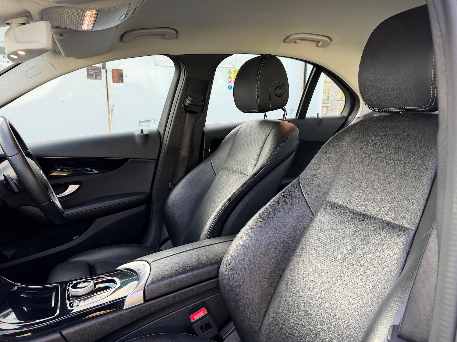 Used Mercedes-Benz C Class 2019 for sale - 76898818: Photo 29