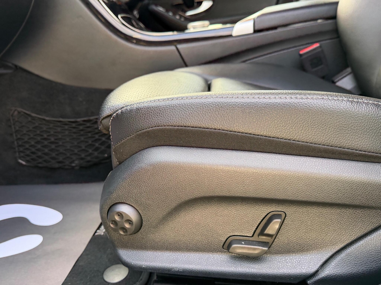 Used Mercedes-Benz C Class 2019 for sale - 76898818: Photo 37