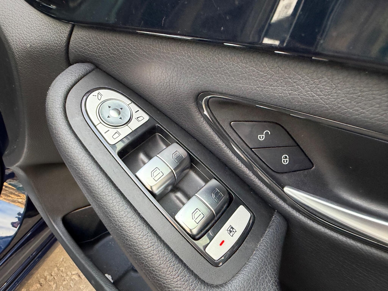 Used Mercedes-Benz C Class 2019 for sale - 76898818: Photo 48