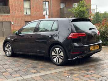 Used Volkswagen Golf 2019 for sale - 73177062: Photo