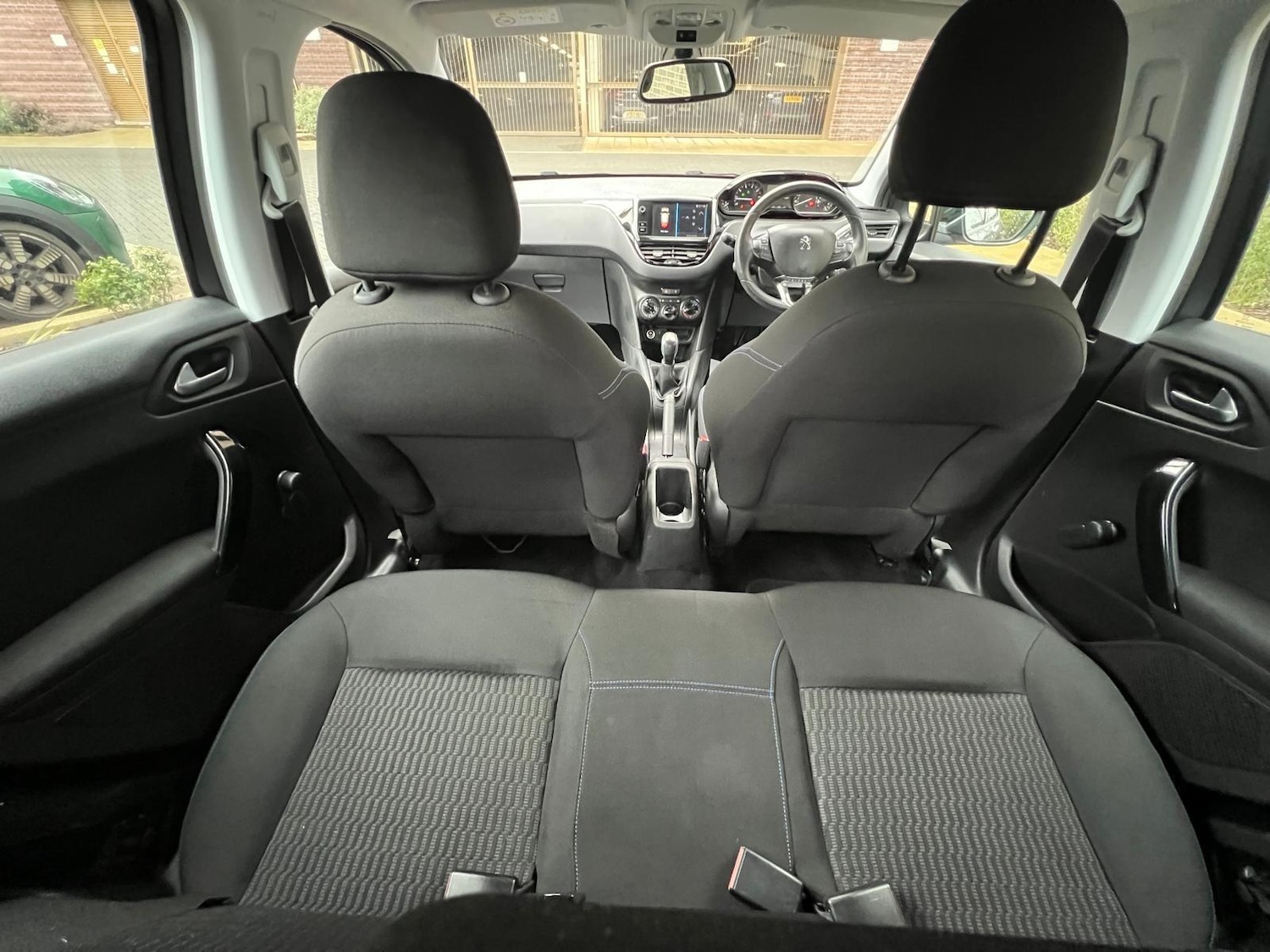 Used Peugeot 208 2018 for sale - 77612844: Photo 28