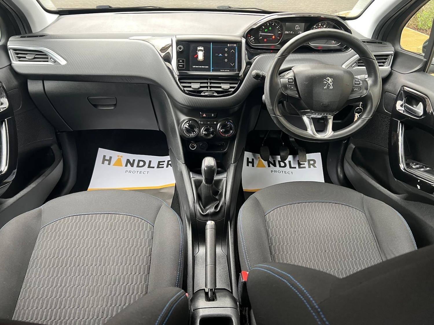 Used Peugeot 208 2018 for sale - 77612844: Photo 3