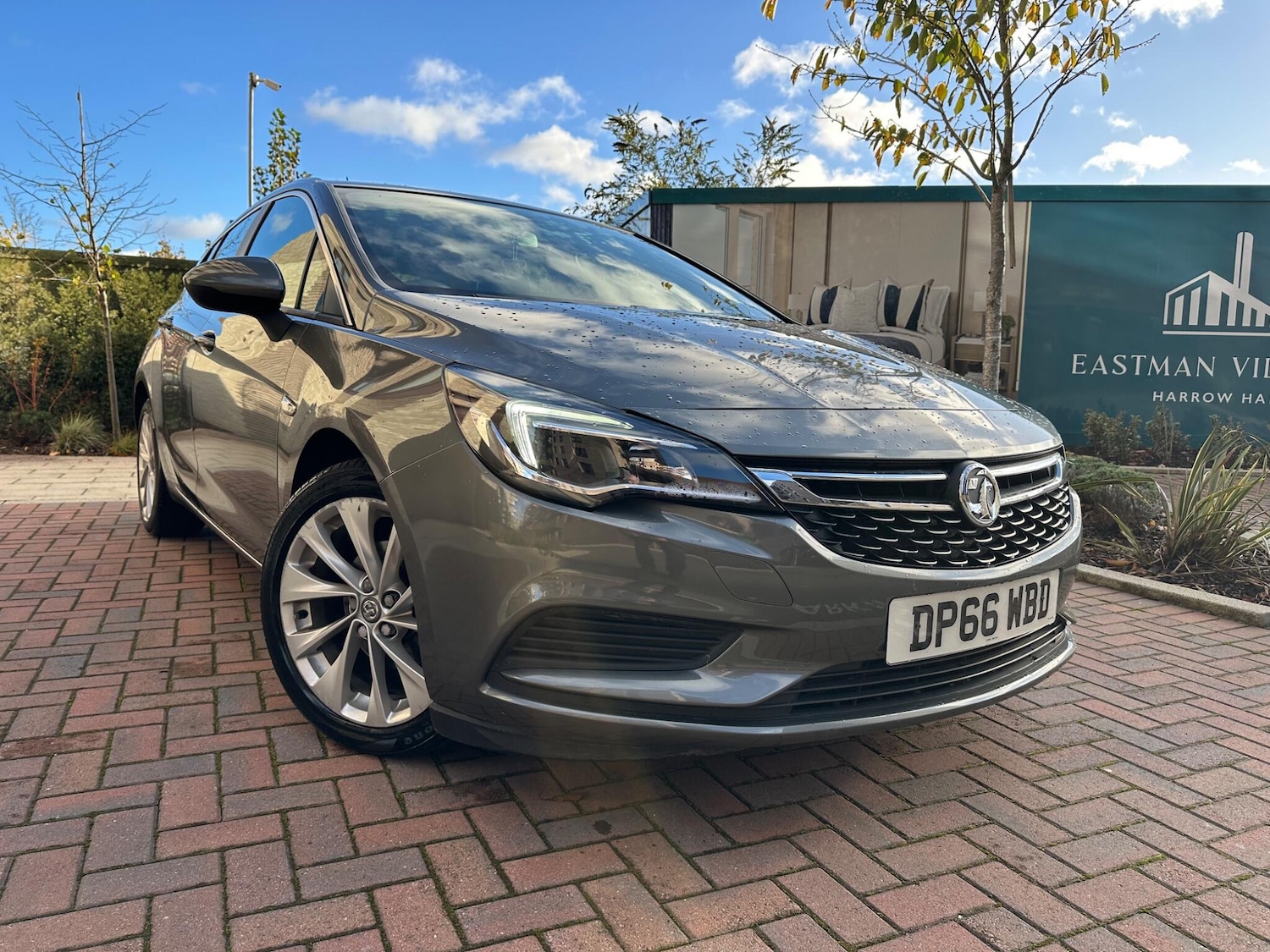 Used Vauxhall Astra 2016 for sale - 76667308: Photo 1