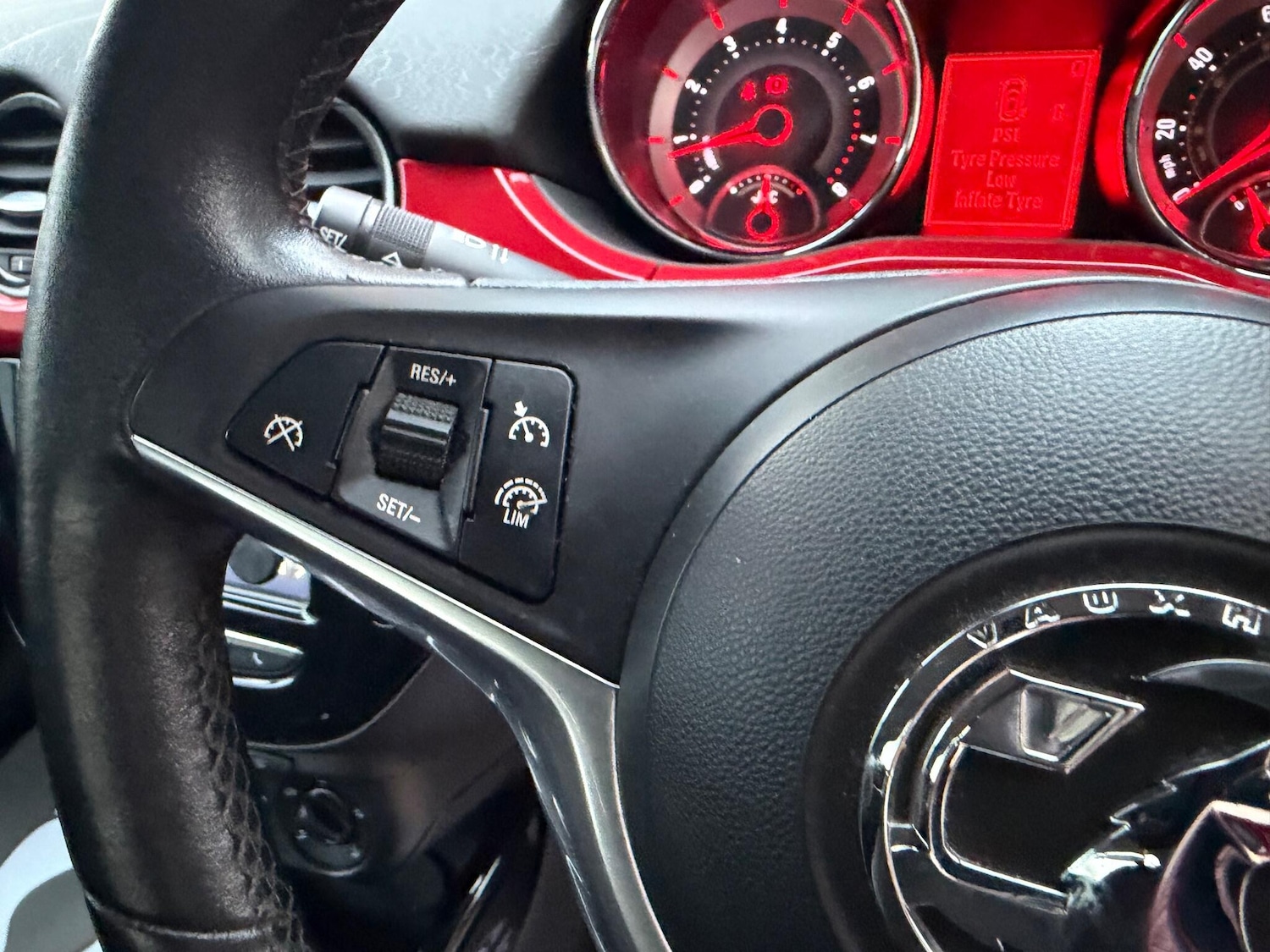 Used Vauxhall ADAM 2017 for sale - 76855929: Photo 39