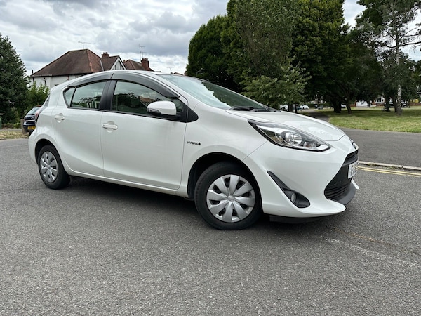 Used Toyota Aqua 2022 for sale - 74822490: Photo 10